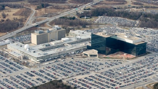 Hackeri ruşi au folosit antivirusul Kaspersky pentru a fura documente confidenţiale de pe computerul personal al unui subcontractor NSA, dezvăluie WSJ