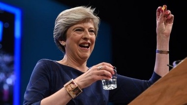 Theresa May nu exclude demiterea lui Boris Johnson
