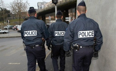 Reţea de nouă spărgători români în Franţa, destructurată în urma unei anchete de un an