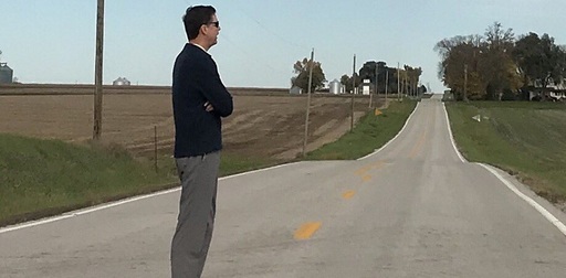 Fostul director FBI James Comey îşi dezvăluie un cont pe Twitter