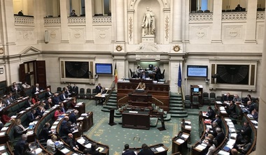 Comisia de anchetă parlamentară şi-a încheiat activitatea cu privire la atentatele din martie 2016 de la Bruxelles şi prezintă în raport recomandări în lupta antitero, funcţionarea serviciilor de salvare şi practicarea islamului