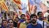Mii de catalani îşi exprimă bucuria în faţa sediului Parlamentului regional