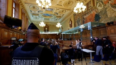 Abdelkader Merah îşi clamează nevinovăţia înainte ca magistraţii să se retragă pentru deliberări după un proces de cinci săptămâni
