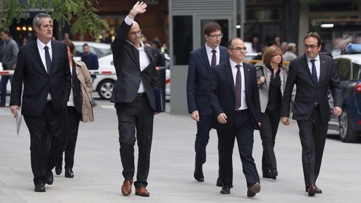 Parchetul spaniol cere pedepsirea cu închisoarea a opt membri ai Guvernului catalan destituit 