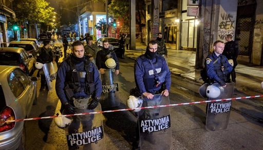 Tiruri de armă la Atena asupra forţelor care păzeau sediul Pasok