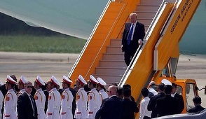 Trump denunţă în Vietnam ”fantasmele” şi ”şantajul nuclear” ale ”dictatorului” de la Phenian