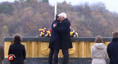 Macron şi Steinmeier îndeamnă la o ”refondare” neîntârziată a Europei