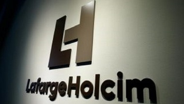 Percheziţii la sediul Lafarge de la Paris în ancheta cu privire la finanţarea unor grupări jihadiste în Siria