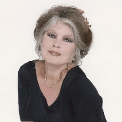 Brigitte Bardot îi scrie lui Trump, după ce administraţia americană a decis să permită aducerea în ţară a trofeelor de elefant