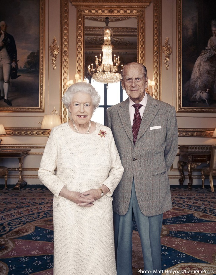 Regina Elisabeta a Marii Britanii şi principele Philip sărbătoresc 70 de ani de la căsătorie