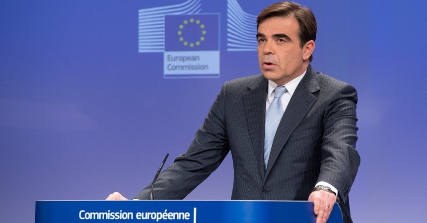 UE ”nu va face pauză” în timpul crizei din Germania, afirmă Comisia Europeană