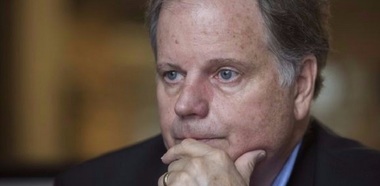 Trump susţine campania la un post în Senat a ultraconservatorului Roy Moore, acuzat de agresiune sexuală