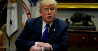 Donald Trump recidivează şi postează pe Twitter trei clipuri antimusulmane publicate de conducătoarea Britain First Jayda Fransen