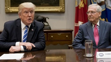 Trump le-a cerut unor lideri republicani din Senat să pună capăt unei anchete cu privire la amestecul Rusiei în alegeri cât mai repede posibil