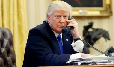 Trump îl informează pe Abbas că vrea să ”transfere ambasada la Ierusalim”, anunţă preşedinţia palestiniană