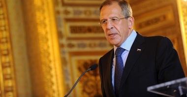 Macron, invitat de onoare la Forumul Economic de la Sankt Petersburg în mai, anunţă Lavrov