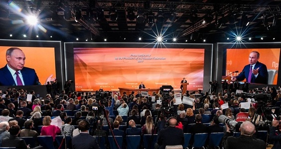 Putin spune că nu vrea să îndepărteze opoziţia în primul său ”show” în calitate de candidat la preşedinţie