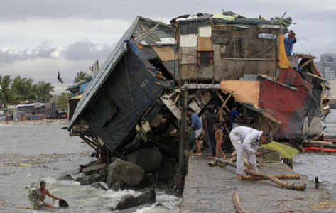 Trei persoane au decedat şi şase sunt dispărute în Filipine, din cauza furtunii tropicale Kai-Tak