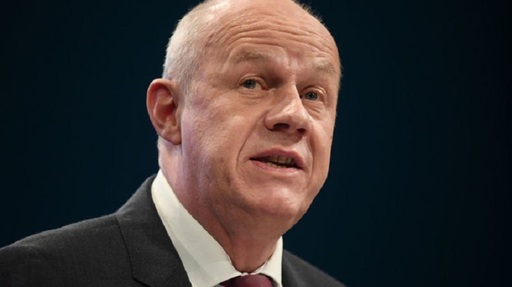 Vicepremierul britanic Damian Green demisionează după ce a minţit în legătură cu descoperirea unor imagini pornografice pe computerul său în urmă cu zece ani