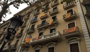 Catalanii au ieşit în masă la vot să-şi aleagă parlamentarii