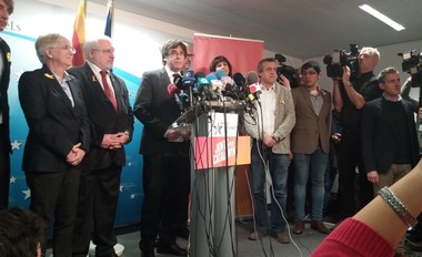 Puigdemont cere să fie ascultat de UE şi se declară dispus să se întâlnească cu Rajoy în afara Spaniei