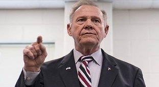 Roy Moore depune în ultimul moment un recurs împotriva înfrângerii sale în Alabama