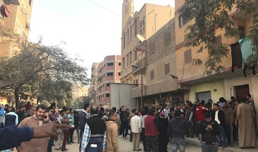 Nouă morţi într-un atac la o biserică în sudul capitalei egiptene Cairo