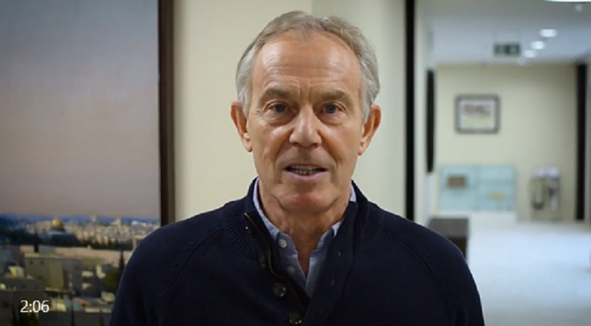 Tony Blair îndeamnă la ”oprirea nebuniei Brexitului”