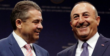 Cavusoglu afirmă că doreşte ”un nou început” în relaţiile turco-germane înainte să fie primit de Gabriel la Goslar, localitatea sa natală