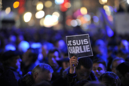 Franţa a adus un omagiu victimelor atacului din redacţia Charlie Hebdo

