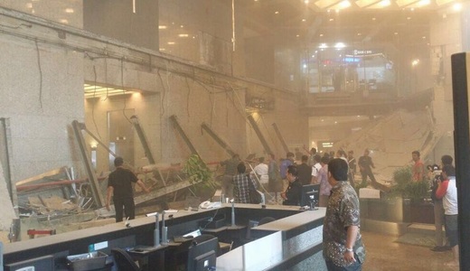 Un tavan al Bursei din Jakarta s-a prăbuşit 