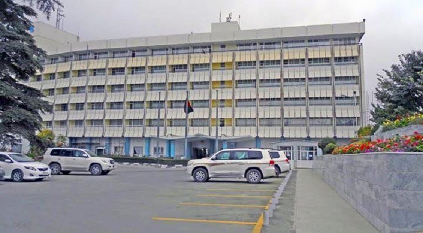Forţele de securitate afgane intervin la hotelul de lux Intercontinental din Kabul unde bărbaţi înarmaţi au ucis mai multe persoane
