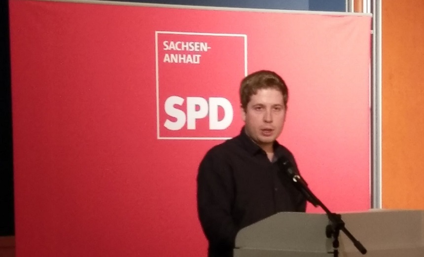 Rebeliune a tinerilor din SPD contra unei alianţe cu Merkel