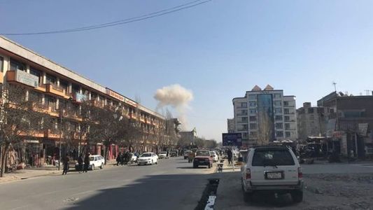 Explozia de la Kabul, produsă de o maşină-capcană: 17 persoane au fost ucise, alte 110 rănite