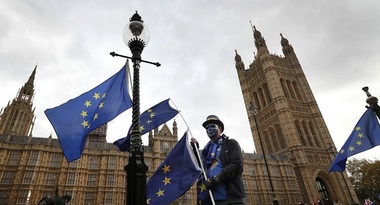 UE, pregătită să lanseze negocierea unei perioade de tranziţie post-Brexit