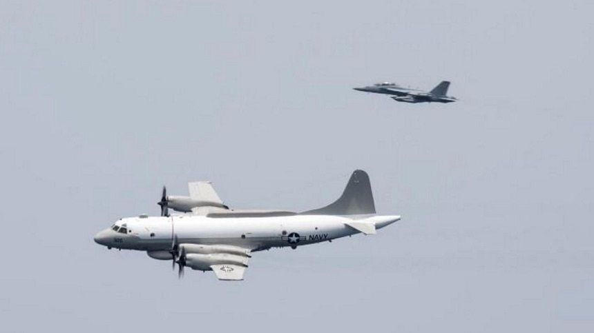 Un avion de luptă rusesc a zburat periculos de aproape de un avion al marinei americane, deasupra Mării Negre - CNN

