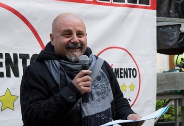 Italia: Un candidat la Senat, acuzat de xenofobie după ce în 2015 a spus că a lovit un român. Dessi se apără: M-a înjurat şi m-a scuipat. Nu sunt rasist