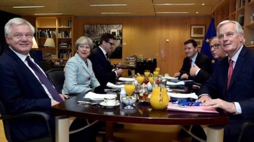 M.Britanie nu va rămâne în Uniunea Vamală europeană, dă asigurări Downing Street în urma unor declaraţii contradictorii