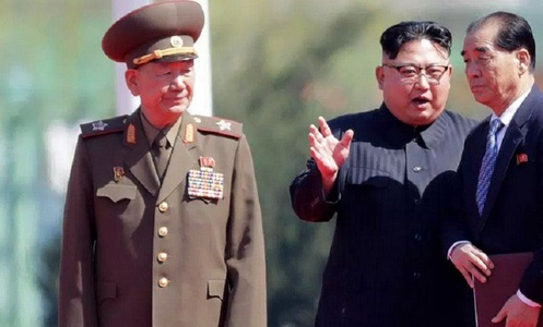 Comandantul armatei nord-coreene, Hwang Pyong-so, destituit după ce ar fi luat mită