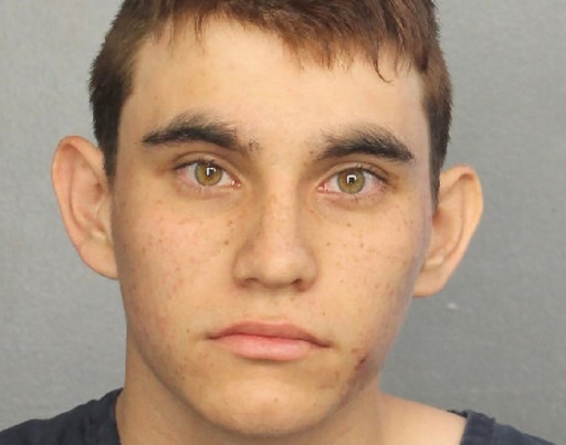 Atacul din Florida: FBI şi profesorii au fost avertizaţi cu privire la atacator; FBI a declanşat o anchetă internă

