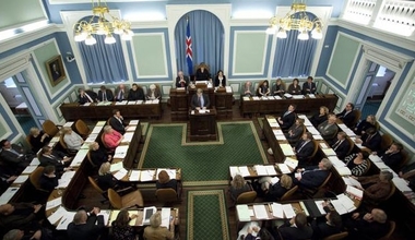 Islanda vrea să scoată în afara legii circumcizia. Mai multe organizaţii susţin că este încălcată libertatea religioasă