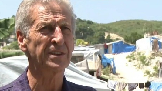 Fostul director Oxfam în Haiti, belgianul Roland Van Hauwermeiren a recunoscut că a recurs la prostituate, arată ONG-ul