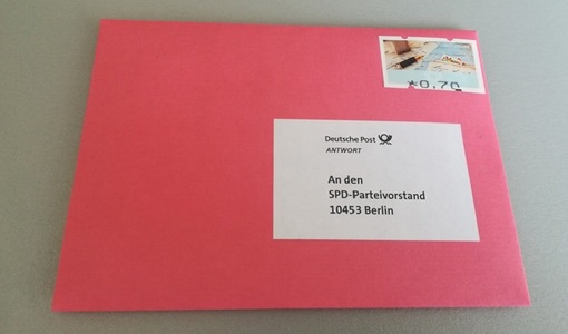 Membrii SPD au început să trimită buletine la Berlin în votul decisiv pe tema rămânerii sau nu în coaliţie cu Merkel