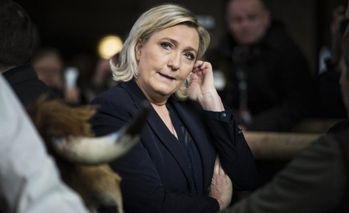 Marine Le Pen,inculpată cu privire la postarea pe Twitter a unor fotografii ale unor atrocităţi comise de Statul Islamic