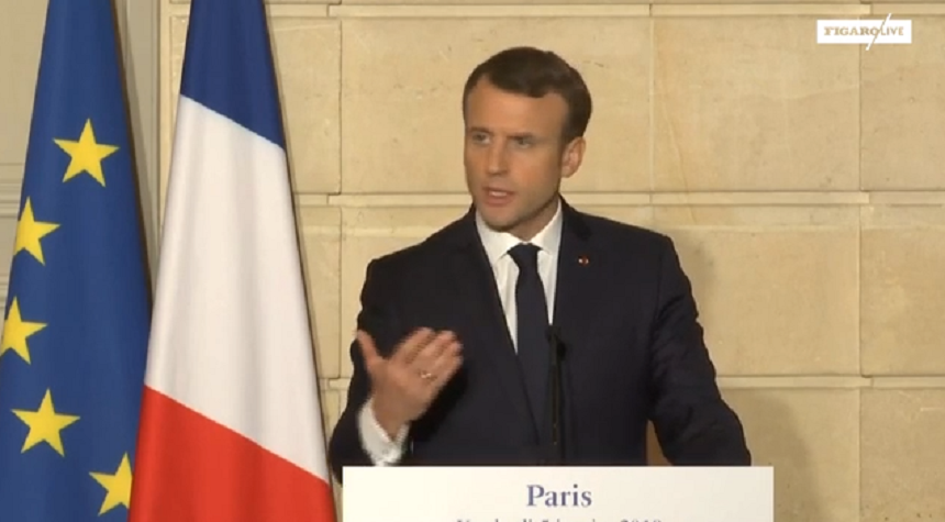 Emmanuel Macron spune că rezultatul alegerilor din Italia aminteşte de contextul “brutal” al imigraţiei