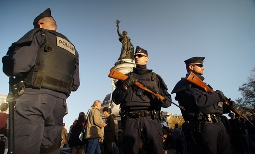 Un marocan suspectat de legături cu atentatele de la Paris, încarcerat în Polonia