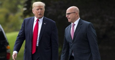 Trump a decis să-l înlocuiască pe consilierul pe probleme de securitate naţională H.R. McMaster