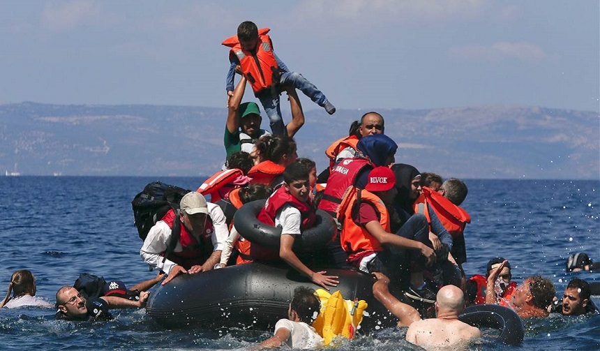 Cel puţin 14 morţi în Marea Egee, în urma naufragiului unei ambarcaţiuni cu migranţi la bord