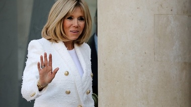 Anturajul lui Brigitte Macron depune plângere cu privire la o uzurpare de identitate