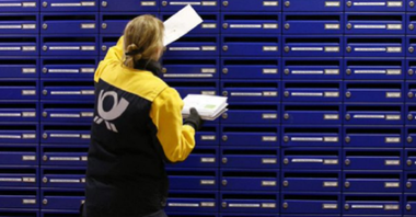 Partidul lui Merkel şi liberalii au procurat date despre alegători de la Deutsche Post